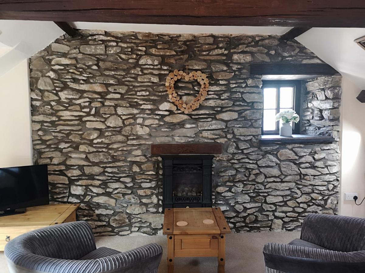 Red Lion Hotel Ystrad Meurig Buitenkant foto
